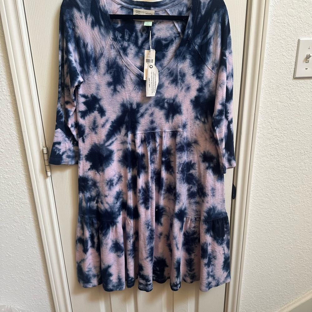 Saturday Sunday Tie-Dye V-Neck Quarter Sleeve Dress Size Medium
